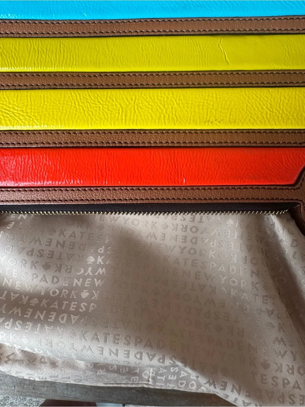 Kate Spade New York Macaw Parrot Cay Clutch Wristlet